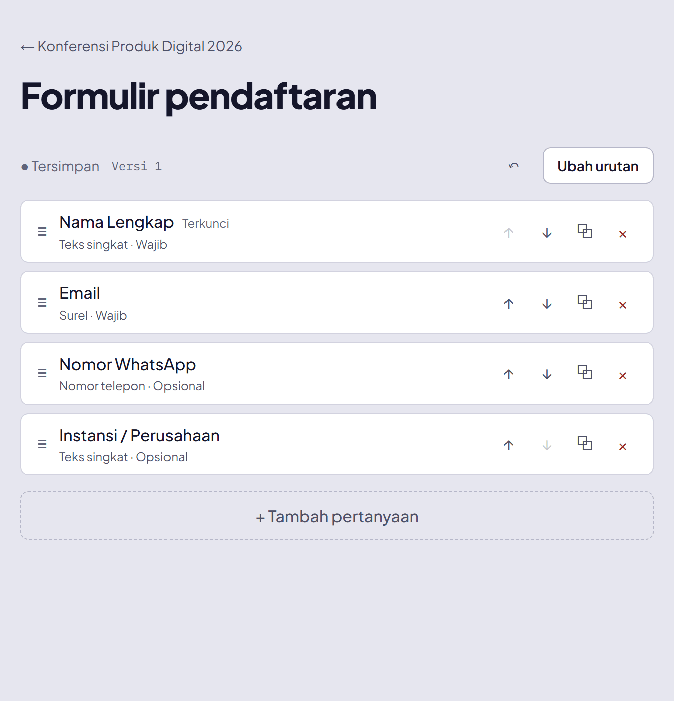 Pembangun formulir pendaftaran dengan empat pertanyaan